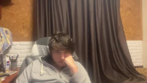 Anri online show from April 13, 2026, 10:26 pm