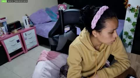 Snapshot of unicornio_sexxx chatting on January 18, 2026, 1:53 am Unicornio online show from January 18, 2026, 1:53 am