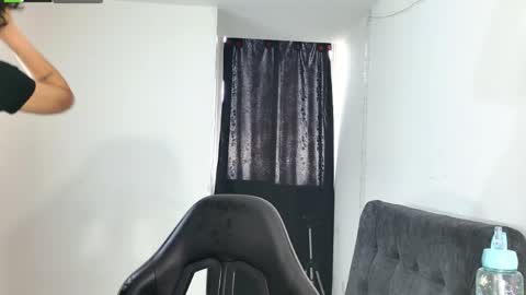 Snapshot of unicornio_sexxx chatting on April 5, 2026, 3:20 pm Unicornio online show from April 5, 2026, 3:20 pm