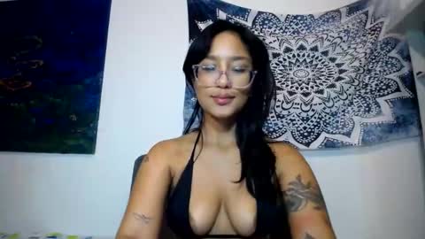 Lau online show from February 21, 2025, 1:44 am