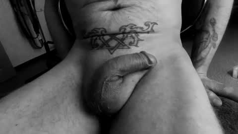 unlitimnaughty_ online show from January 23, 2025, 2:23 am