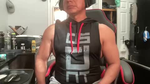 Snapshot of unlobitooenwallstreet chatting on October 5, 2025, 7:56 pm unlobitooenwallstreet online show from October 5, 2025, 7:56 pm