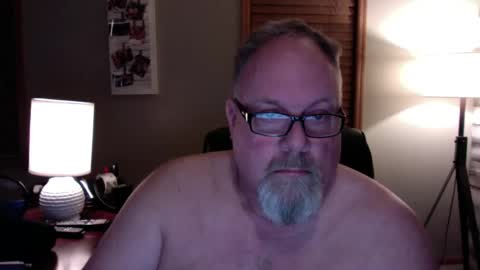 Snapshot of up2later chatting on February 12, 2025, 4:23 am up2later online show from February 12, 2025, 4:23 am