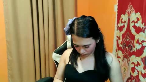 Snapshot of ur_asianpretty chatting on April 13, 2026, 12:10 pm Aya online show from April 13, 2026, 12:10 pm