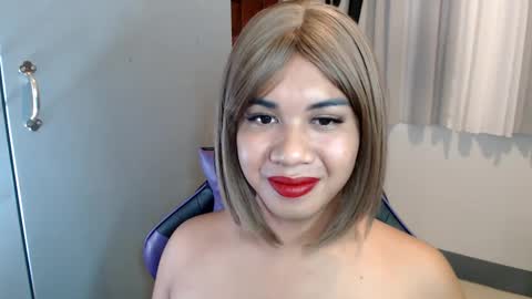 Vee online show from January 30, 2025, 9:04 pm