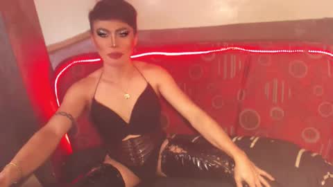 Snapshot of ur_dominatrix chatting on March 15, 2026, 5:35 am MISS ANNA online show from March 15, 2026, 5:35 am
