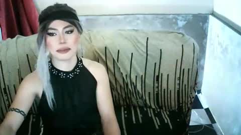 Snapshot of ur_dominatrix chatting on April 15, 2026, 6:48 pm MISS ANNA online show from April 15, 2026, 6:48 pm