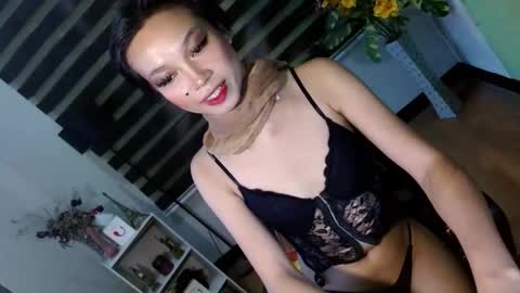 Saina Gonzales online show from April 26, 2026, 8:01 am