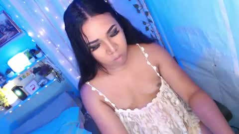 Snapshot of ur_hot_tommiexx chatting on June 13, 2026, 1:47 am jennie online show from June 13, 2026, 1:47 am