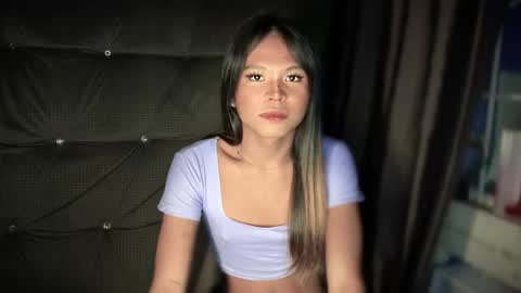 Snapshot of ur_new_obsession chatting on January 14, 2026, 11:42 pm ur_new_obsession online show from January 14, 2026, 11:42 pm