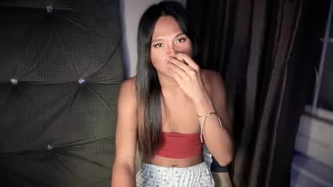 Snapshot of ur_new_obsession chatting on February 3, 2026, 1:49 pm ur_new_obsession online show from February 3, 2026, 1:49 pm