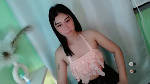 ur_rianlover online show from June 9, 2026, 2:28 pm