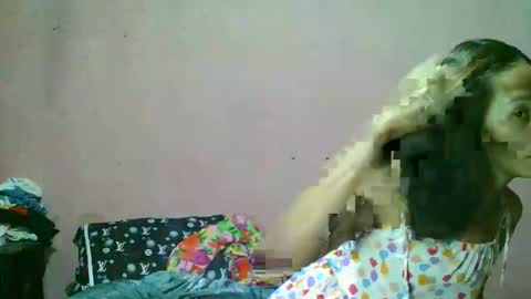 ur_sexybabe_ehra online show from February 18, 2026, 7:04 am