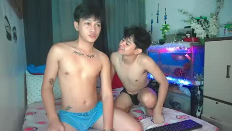 Snapshot of ur_younngtwinkxxx chatting on May 3, 2026, 3:18 pm Ken online show from May 3, 2026, 3:18 pm