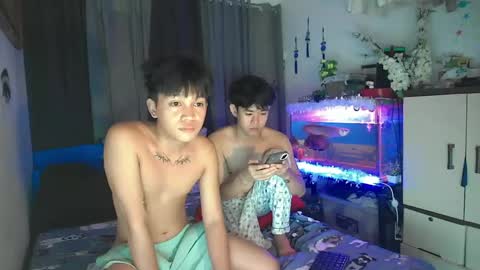Snapshot of ur_younngtwinkxxx chatting on May 11, 2026, 4:29 am Ken online show from May 11, 2026, 4:29 am