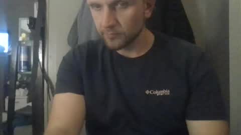 ur_zaddy4now online show from April 21, 2026, 2:15 am