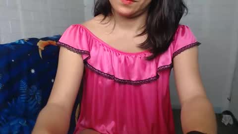 Snapshot of urasian_dreamgirl69 chatting on November 12, 2025, 11:21 am bela online show from November 12, 2025, 11:21 am