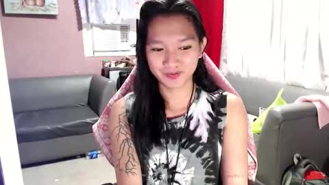 NEWRA  ALLISON online show from September 23, 2025, 5:43 am