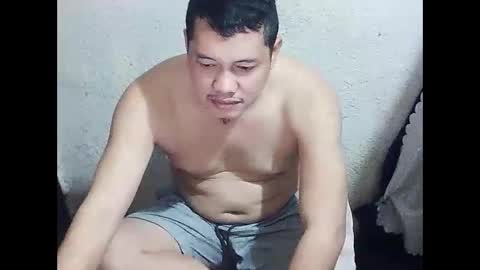 Snapshot of urasianguy90 chatting on March 2, 2026, 2:36 am carlo online show from March 2, 2026, 2:36 am