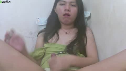 Snapshot of urasianlover69x chatting on December 3, 2024, 12:13 am rai online show from December 3, 2024, 12:13 am