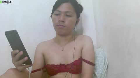 Snapshot of urasianlover69x chatting on January 8, 2025, 12:26 pm rai online show from January 8, 2025, 12:26 pm