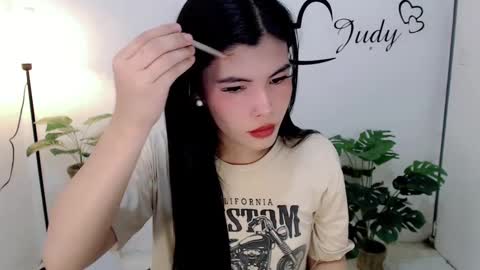 Snapshot of urasianpinayjudyxxx chatting on January 21, 2025, 1:11 pm urasianpinayjudyxxx online show from January 21, 2025, 1:11 pm