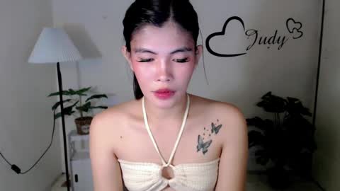 Snapshot of urasianpinayjudyxxx chatting on February 12, 2025, 5:05 am urasianpinayjudyxxx online show from February 12, 2025, 5:05 am