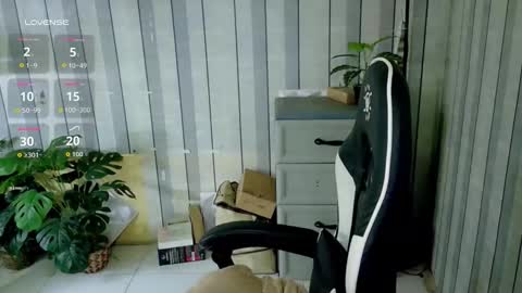 Snapshot of urasianpinayjudyxxx chatting on April 5, 2026, 8:33 am urasianpinayjudyxxx online show from April 5, 2026, 8:33 am