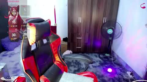 Snapshot of urasiansweet_cummer chatting on July 25, 2026, 2:31 am KENDRA online show from July 25, 2026, 2:31 am