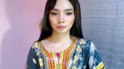 Clara online show from January 3, 2025, 8:10 am