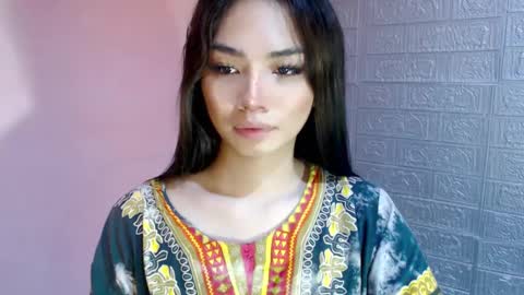 Clara online show from January 25, 2025, 3:41 pm