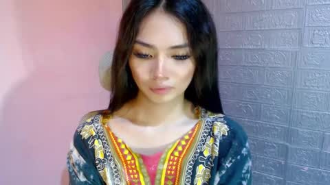 Clara online show from February 22, 2025, 5:13 pm