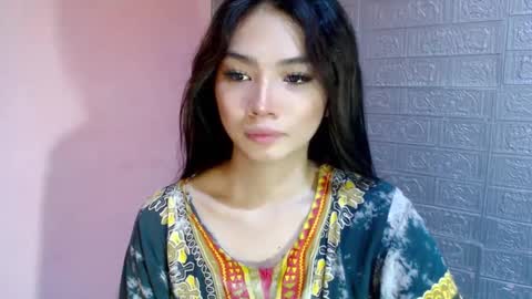 Clara online show from March 2, 2025, 5:01 am