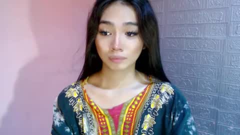 Clara online show from March 4, 2025, 5:32 am