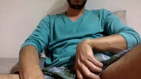 Snapshot of urbestbigdick chatting on February 5, 2025, 3:13 am urbestbigdick online show from February 5, 2025, 3:13 am