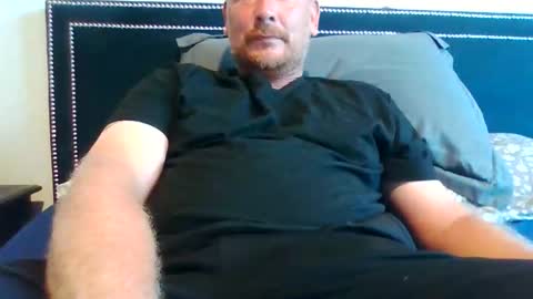Snapshot of urbigfun chatting on April 24, 2026, 11:07 pm YBF online show from April 24, 2026, 11:07 pm