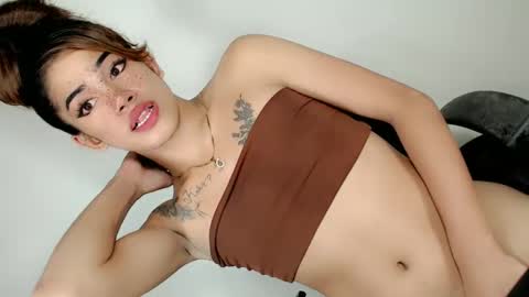 Haley Mhate online show from February 23, 2025, 6:23 pm