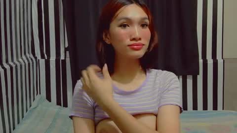 Snapshot of urblossom_princess chatting on July 29, 2026, 12:47 pm urblossom_princess online show from July 29, 2026, 12:47 pm