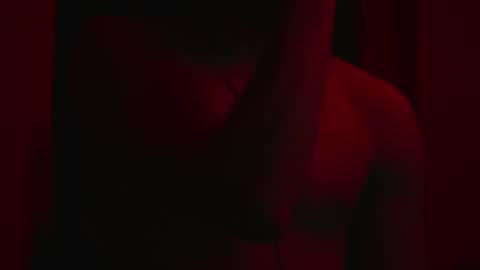 urboytoy_512 online show from December 20, 2024, 11:10 am