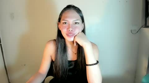 Snapshot of urdolly_rona chatting on June 21, 2026, 12:30 pm Rona Ella online show from June 21, 2026, 12:30 pm