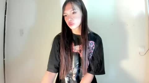 Snapshot of urdolly_rona chatting on July 14, 2026, 12:46 am Rona Ella online show from July 14, 2026, 12:46 am