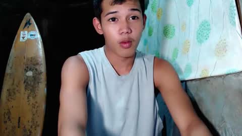 urdreamboy_clarin online show from March 17, 2026, 5:44 am