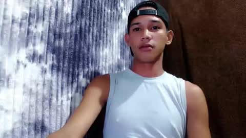 Snapshot of urdreamboy_clarin chatting on May 8, 2026, 4:23 pm urdreamboy_clarin online show from May 8, 2026, 4:23 pm
