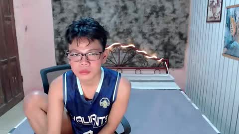 urdreamboy_doms online show from June 4, 2026, 6:03 pm