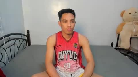 urfucker_vinz online show from February 8, 2026, 12:19 pm