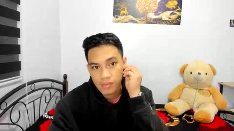 Snapshot of urfucker_vinz chatting on April 11, 2026, 12:31 pm urfucker_vinz online show from April 11, 2026, 12:31 pm
