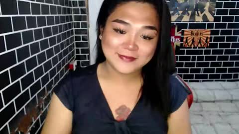 Snapshot of urgirl_dimple chatting on September 18, 2025, 5:59 pm Dimple online show from September 18, 2025, 5:59 pm