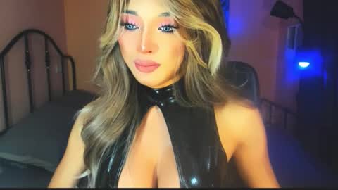 My bella 3 online show from November 18, 2025, 5:34 am