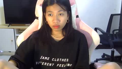 urhayumi_slut online show from October 29, 2025, 3:03 pm