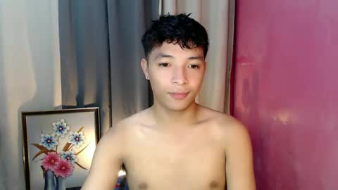 Snapshot of urhotethanxx chatting on October 28, 2025, 11:14 am Ethan online show from October 28, 2025, 11:14 am